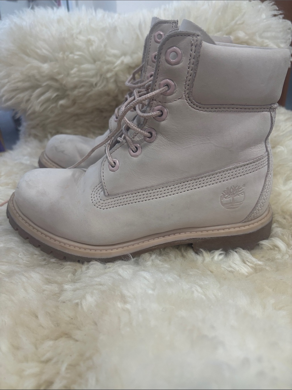 Timberland Women's Lace-Up Boots in Light Beige with Pink Eyelets